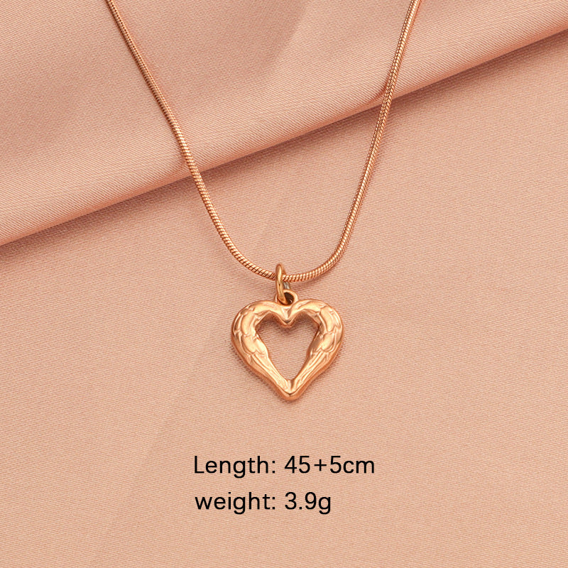 Simple Style Heart Shape Stainless Steel Plating Hollow Out 18k Gold Plated Rose Gold Plated Pendant Necklace Necklace