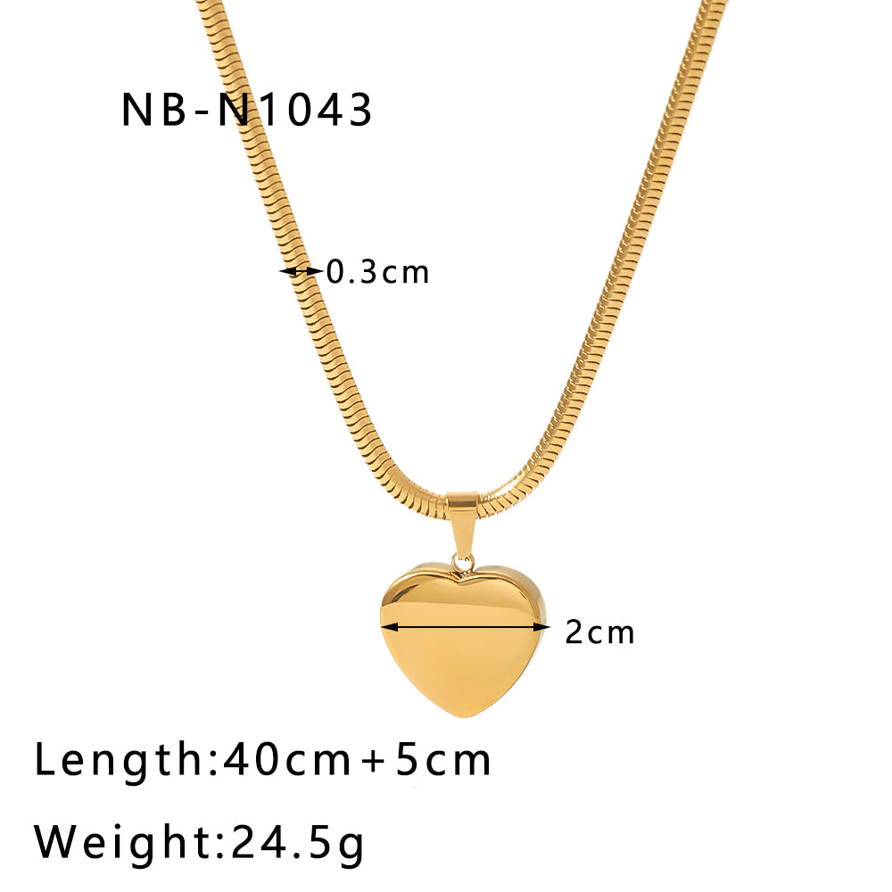 Hip-hop Modern Style Classic Style Round Heart Shape Ball Stainless Steel Plating 18k Gold Plated Necklace