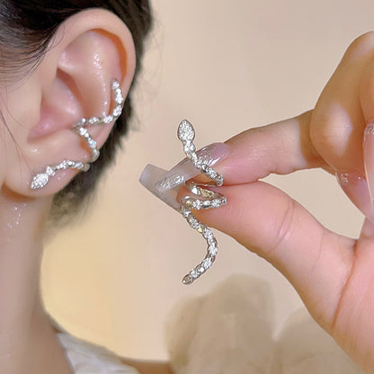 1 Piece 1 Pair Sweet Simple Style Moon Butterfly Tassel Plating Alloy Zircon Earrings