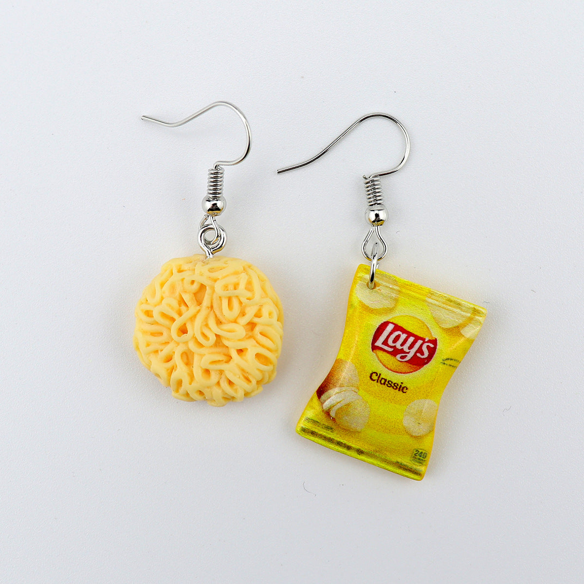 1 Pair Simple Style Cartoon Plastic Resin Drop Earrings