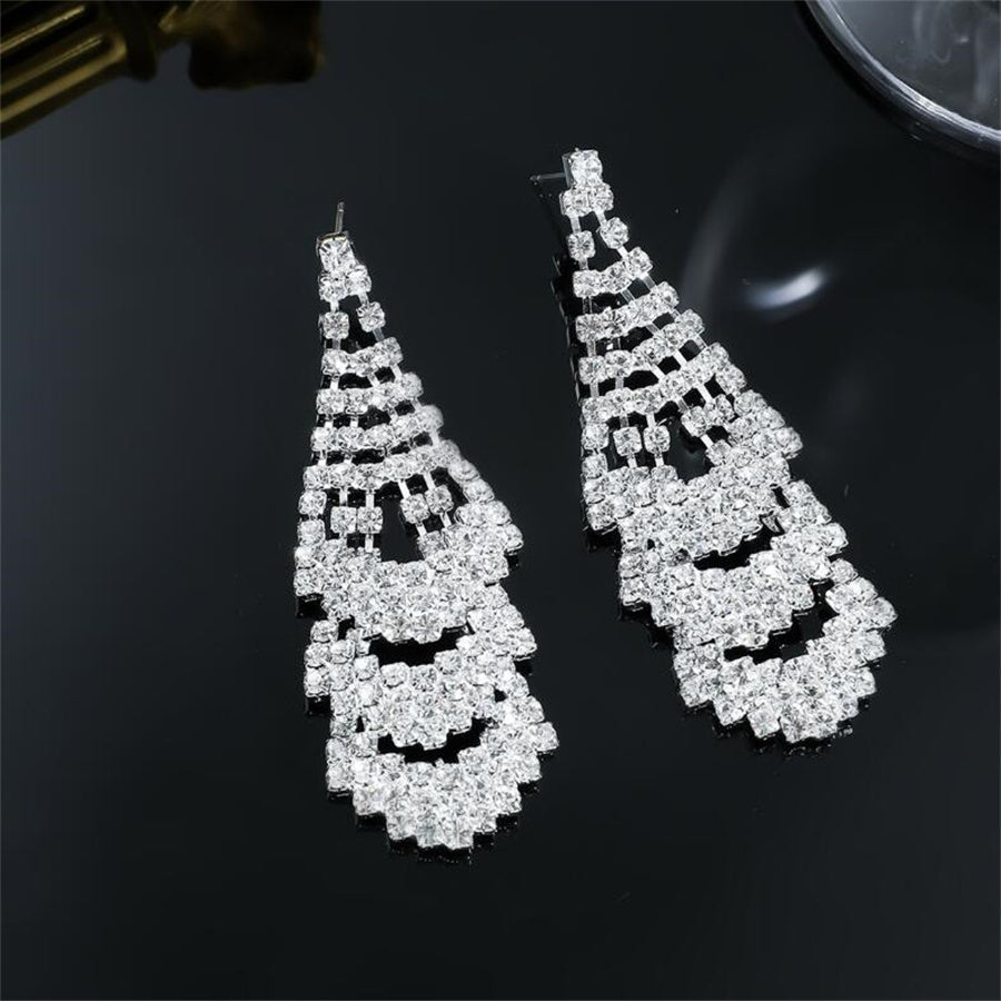 1 Pair Casual Sweet Simple Style Irregular Inlay Alloy Rhinestones Drop Earrings