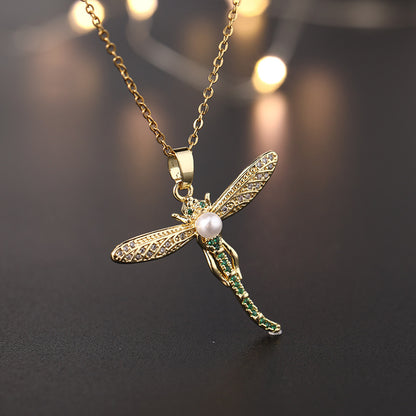 Elegant Lady Simple Style Dragonfly Copper Plating Inlay Artificial Pearls Zircon Pendant Necklace