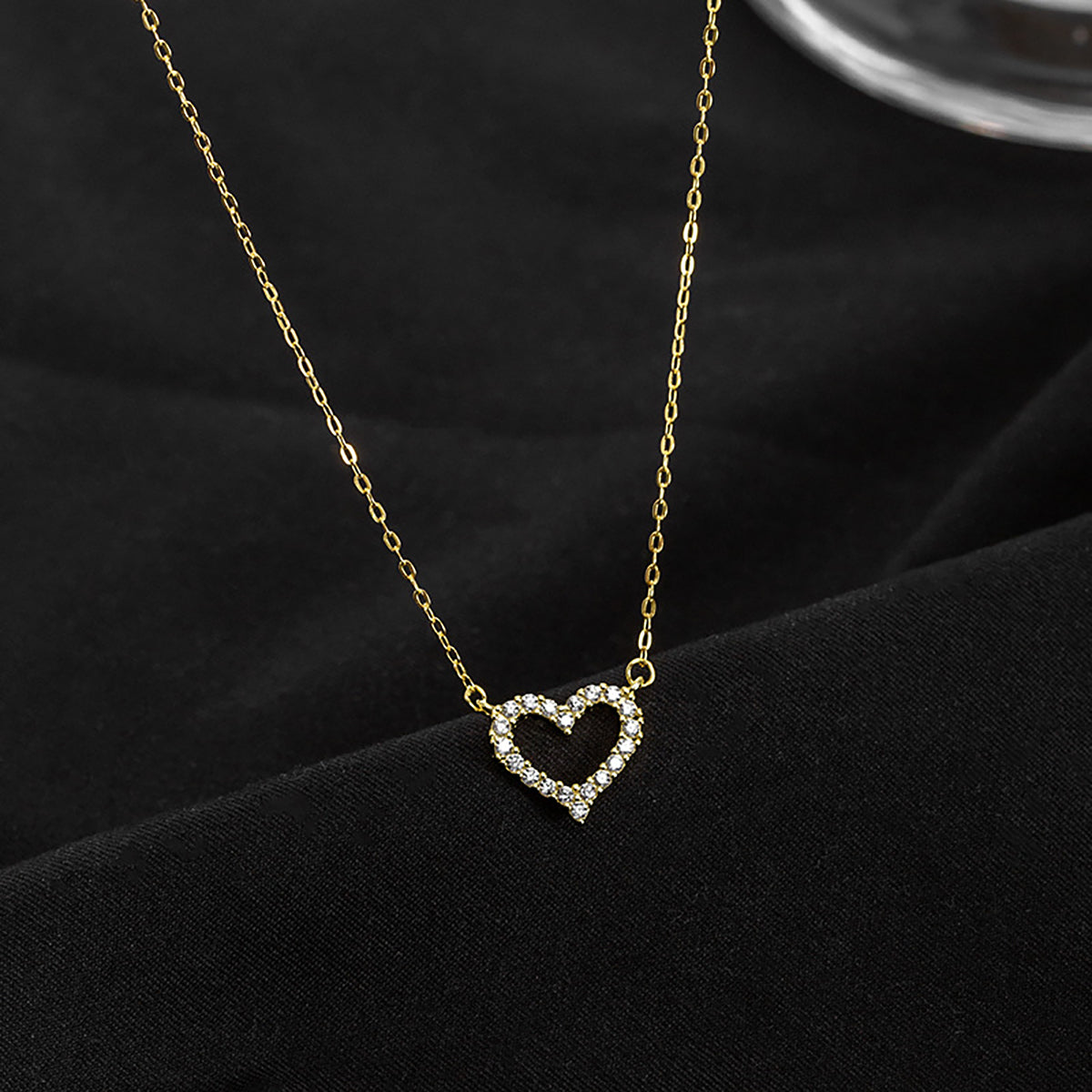 Elegant Heart Shape Sterling Silver Inlay Zircon Pendant Necklace