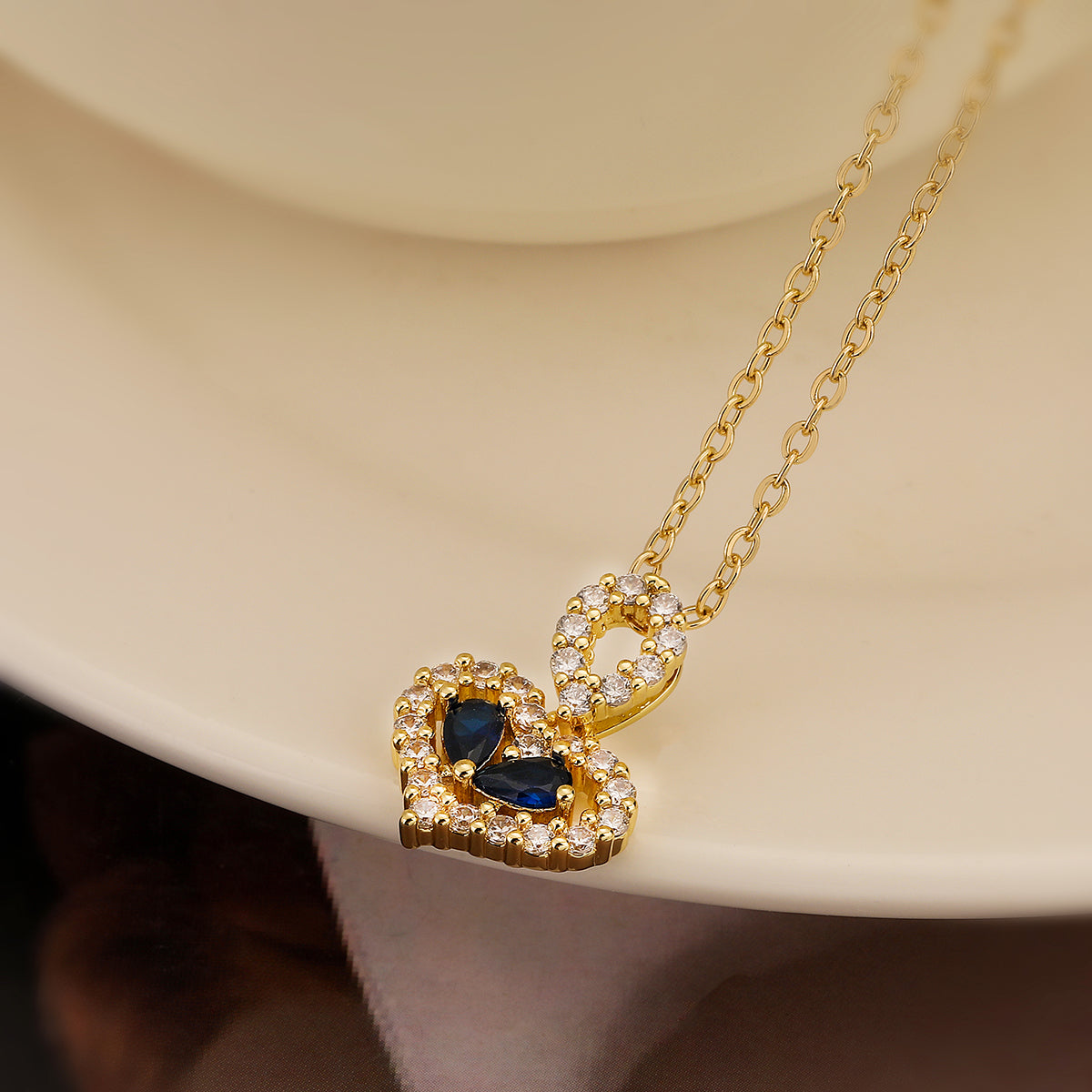 Simple Style Commute Heart Shape Copper Plating Inlay Zircon 18k Gold Plated Pendant Necklace