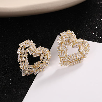 Wholesale Jewelry Retro Heart Shape Alloy Rhinestones Plating Inlay Ear Studs