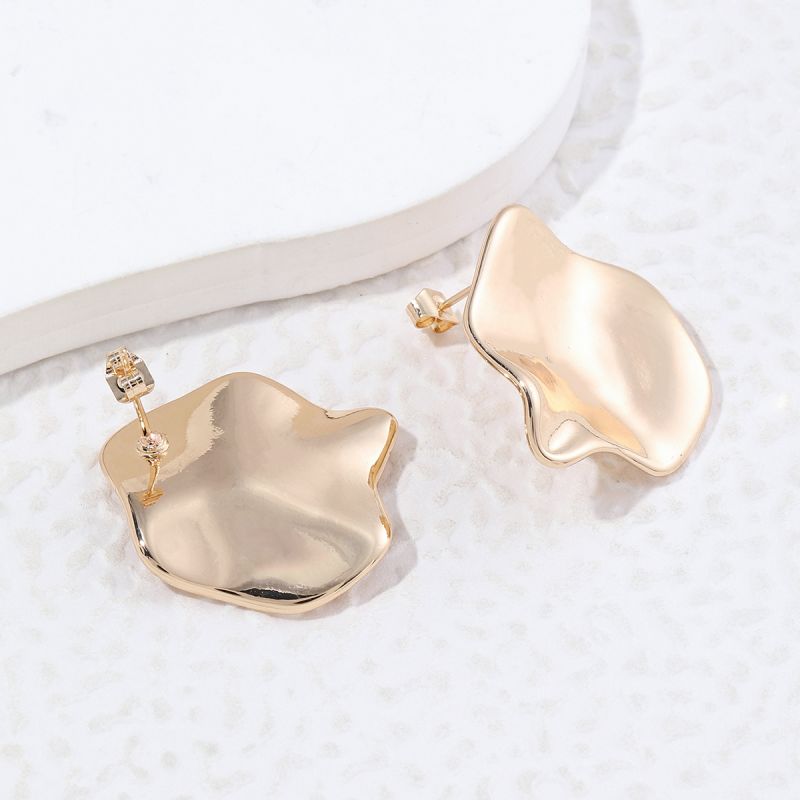 1 Pair Casual Simple Style Irregular Solid Color Polishing Copper 18K Gold Plated Ear Studs