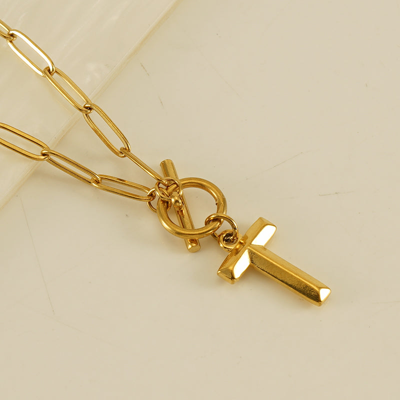 Fashion Letter Titanium Steel Pendant Necklace Polishing Gold Plated Stainless Steel Necklaces