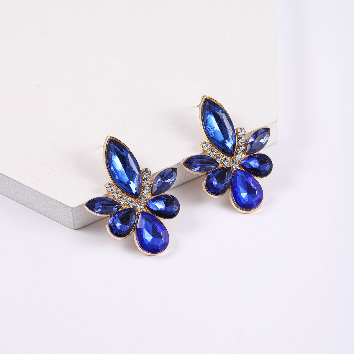 1 Pair Simple Style Commute Water Droplets Plating Inlay Alloy Rhinestones Silver Plated Ear Studs