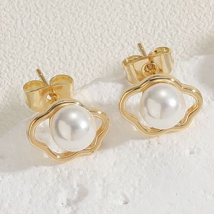 1 Pair Simple Style Classic Style Commute Deer Inlay Copper Artificial Pearls Zircon 14k Gold Plated Ear Studs