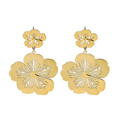 1 Pair Vintage Style Flower Plating Hollow Out Stainless Steel Titanium Steel 18k Gold Plated Drop Earrings