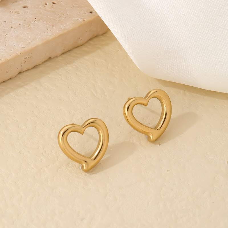 1 Pair Simple Style Classic Style Commute Heart Shape Polishing Plating Hollow Out Stainless Steel White Gold Plated Gold Plated Ear Studs