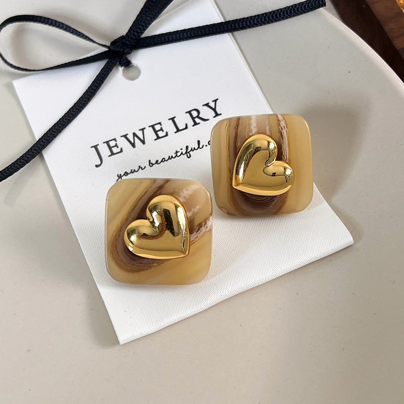 1 Pair Cute Heart Shape Plating Resin Gold Plated Ear Studs