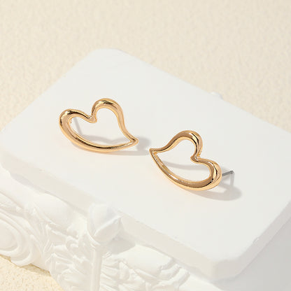 1 Pair Nordic Style Vintage Style Heart Shape Plating Alloy Ear Studs