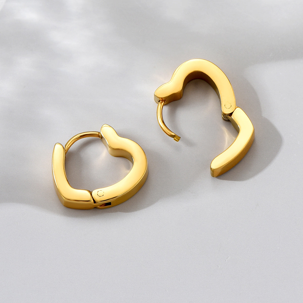 1 Pair Simple Style Classic Style Solid Color Plating Titanium Steel 18k Gold Plated Ear Studs