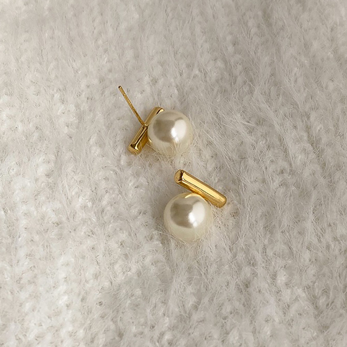 1 Pair Sweet Shiny Pearl Plating Sterling Silver Silver Plated Ear Studs