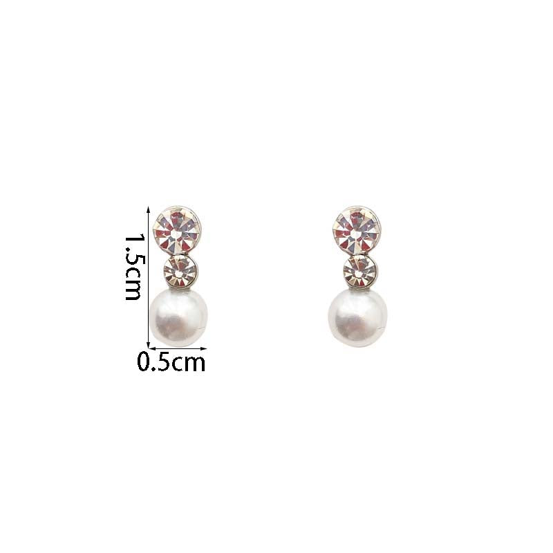 1 Pair Simple Style Korean Style Geometric Plating Inlay Alloy Artificial Rhinestones Artificial Pearls White Gold Plated Gold Plated Ear Studs