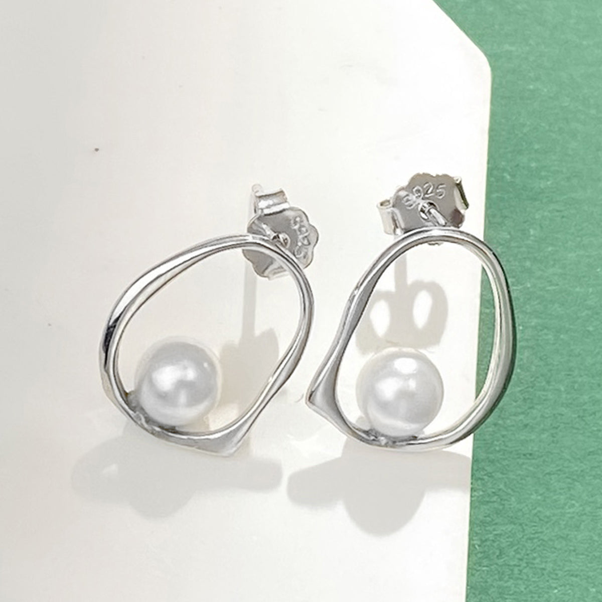 1 Pair Elegant Pearl Plating Inlay Sterling Silver Artificial Pearls Silver Plated Ear Studs