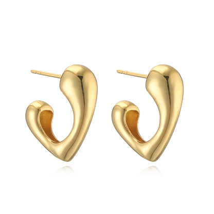 1 Pair Casual Vintage Style Simple Style Heart Shape Plating Hollow Out Copper 18k Gold Plated Ear Studs