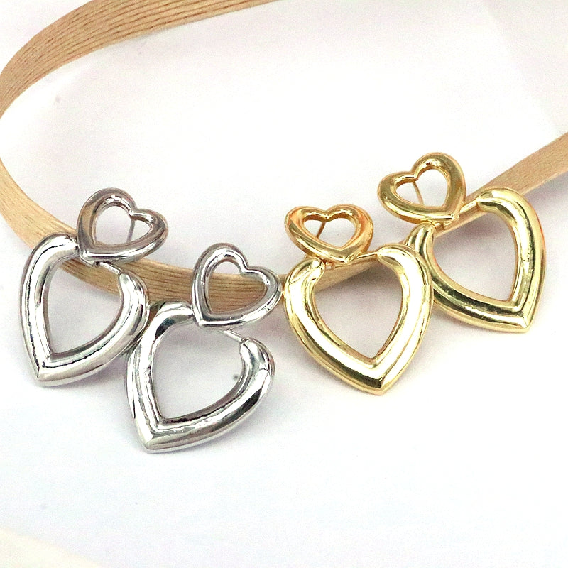 1 Pair Vintage Style Simple Style Heart Shape Copper Gold Plated Silver Plated Ear Studs