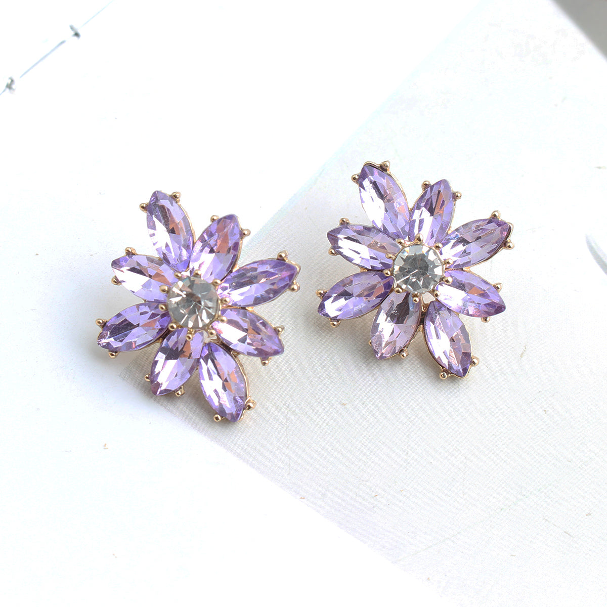 1 Pair Casual Elegant Flower Plating Inlay Alloy Crystal Rhinestones Gold Plated Ear Studs