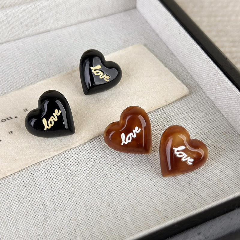 1 Pair Casual Heart Shape Resin Ear Studs