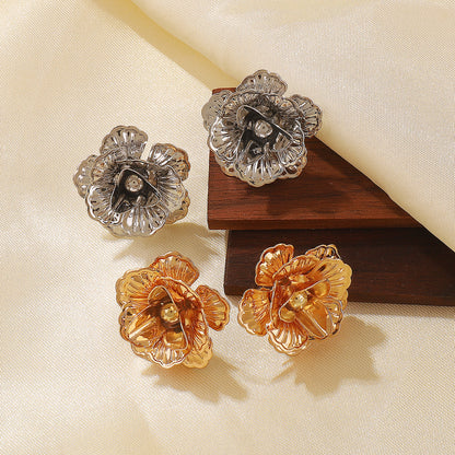 1 Pair Elegant Modern Style Simple Style Flower Iron Ear Studs