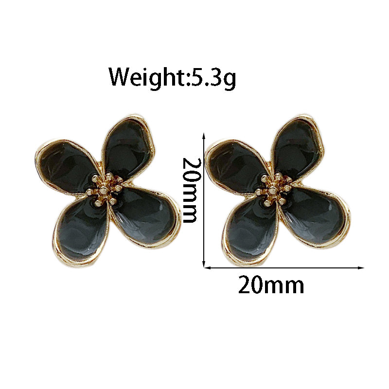 1 Pair Elegant Flower Alloy Gold Plated Ear Studs