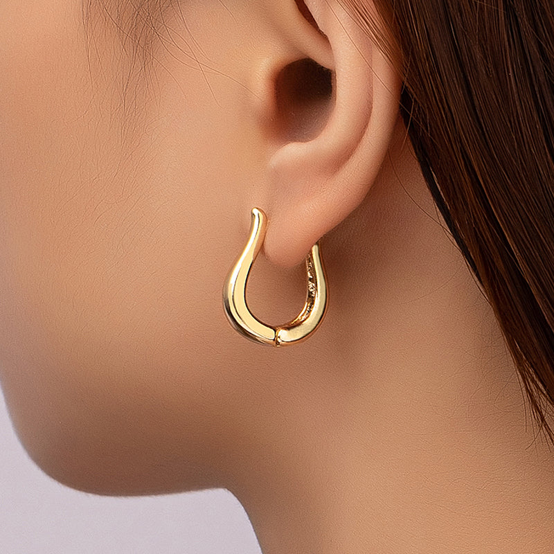 Wholesale Jewelry Vintage Style U Shape Letter Ferroalloy 14k Gold Plated Plating Hoop Earrings