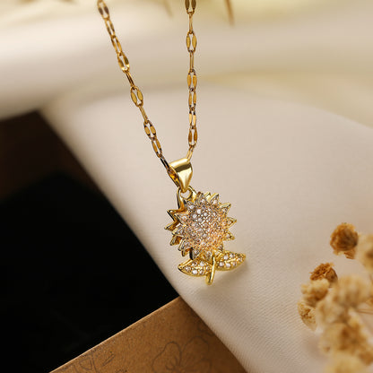 Casual Simple Style Commute Flower Copper Plating Inlay Zircon 18k Gold Plated Pendant Necklace