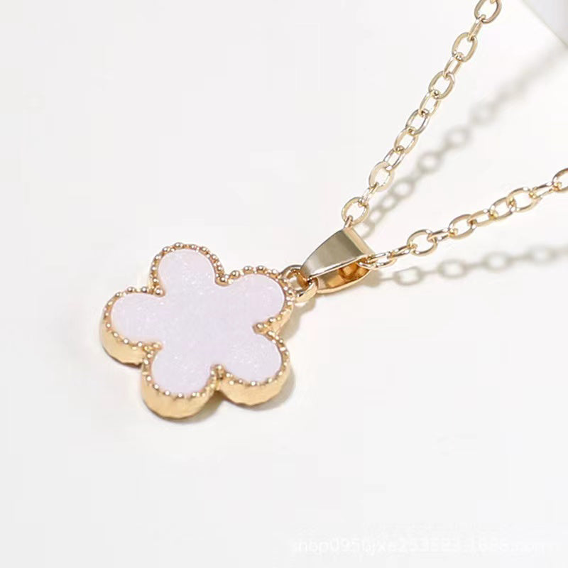 Wholesale Retro Flower Stainless Steel Plating Inlay Gold Plated Shell Pendant Necklace