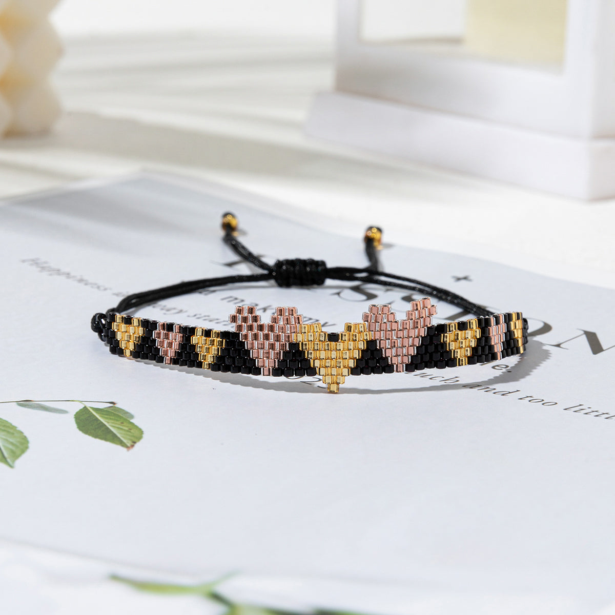 Ig Style Casual Heart Shape Glass Women's Bracelets