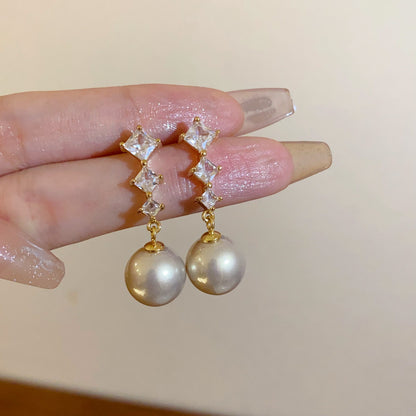 1 Pair Sweet Flower Plating Imitation Pearl Drop Earrings