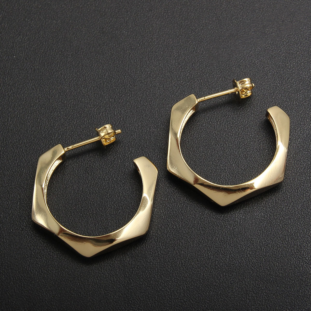 1 Pair Simple Style Solid Color Plating Stainless Steel Gold Plated Earrings