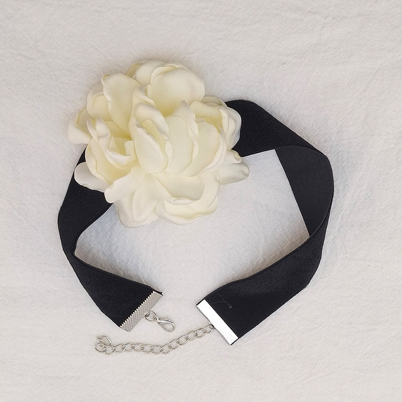 Cute Sweet Flower Cloth Women's Choker