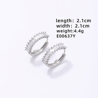 1 Pair Simple Style Geometric Circle Plating Inlay Copper Zircon White Gold Plated Gold Plated Hoop Earrings