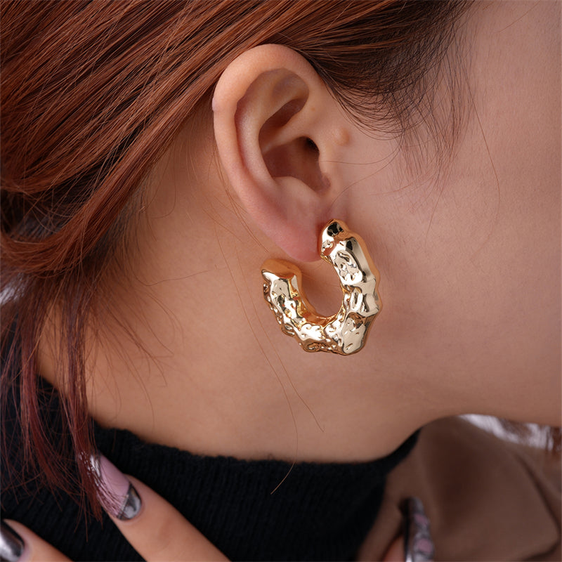 1 Pair Vintage Style Exaggerated U Shape Geometric Round Polishing Plating Pleated Copper Gold Plated Ear Studs