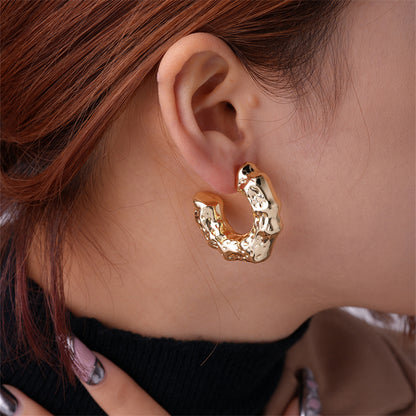 1 Pair Vintage Style Exaggerated U Shape Geometric Round Polishing Plating Pleated Copper Gold Plated Ear Studs