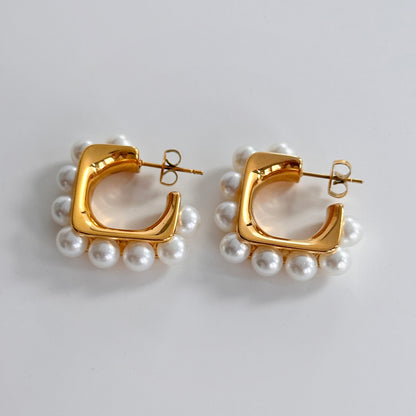 1 Pair Simple Style Round Inlay Titanium Steel Pearl Ear Studs