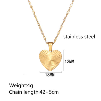 Ig Style Sweet Heart Shape Stainless Steel Plating Carving 18k Gold Plated Pendant Necklace