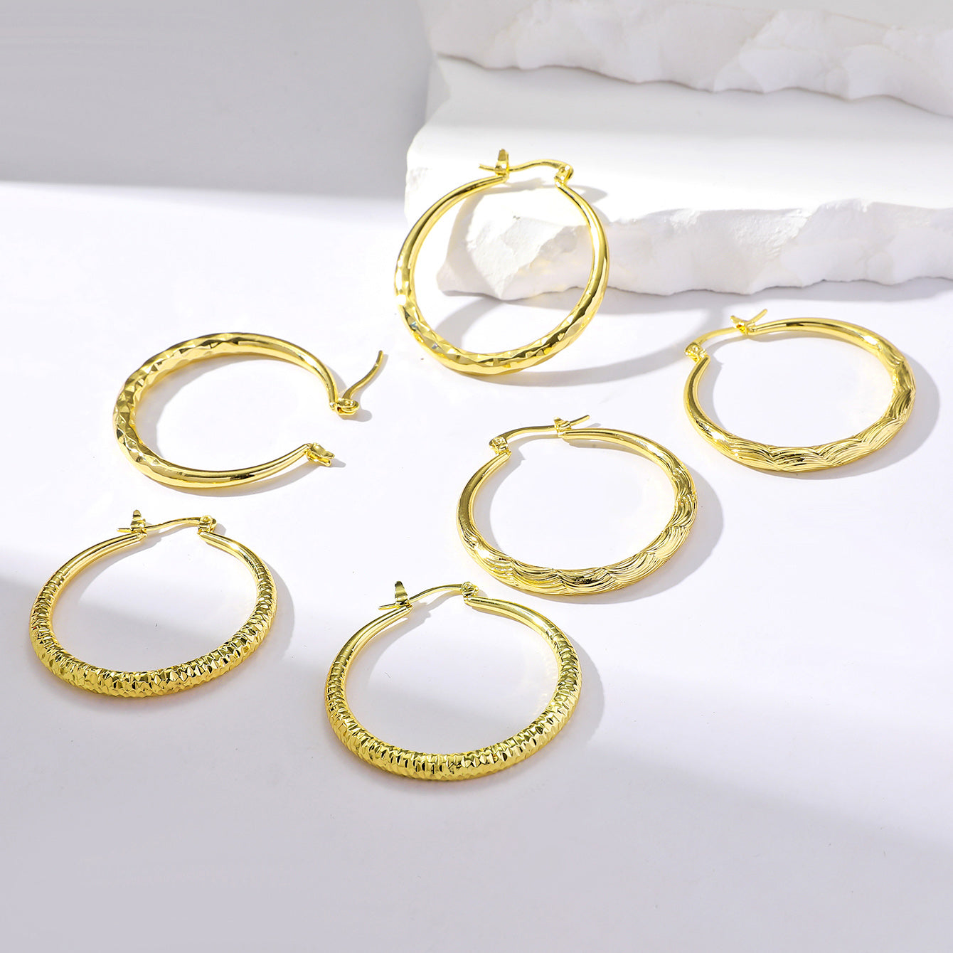 3 Pairs Streetwear Circle Alloy Gold Plated Hoop Earrings