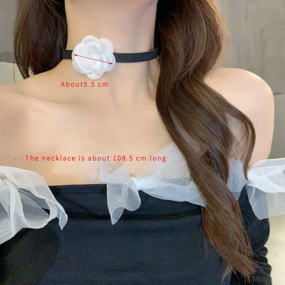 Elegant Flower Cloth Gauze Wax Rope Women's Choker