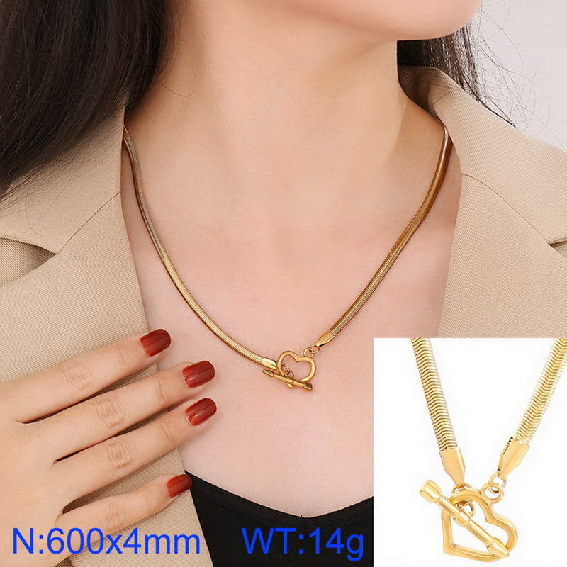 Retro Cool Style Heart Shape Stainless Steel Titanium Steel Plating 18k Gold Plated Pendant Necklace