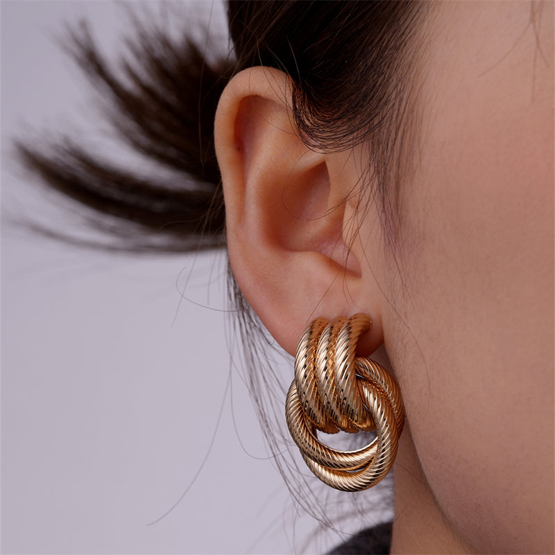 1 Pair Vintage Style Simple Style Geometric Circle Plating Hollow Out Iron Rose Gold Plated White Gold Plated Gold Plated Ear Studs