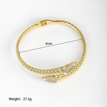 Exaggerated Xuping Snake Alloy Plating Inlay Artificial Gemstones 14k Gold Plated Women's Bangle