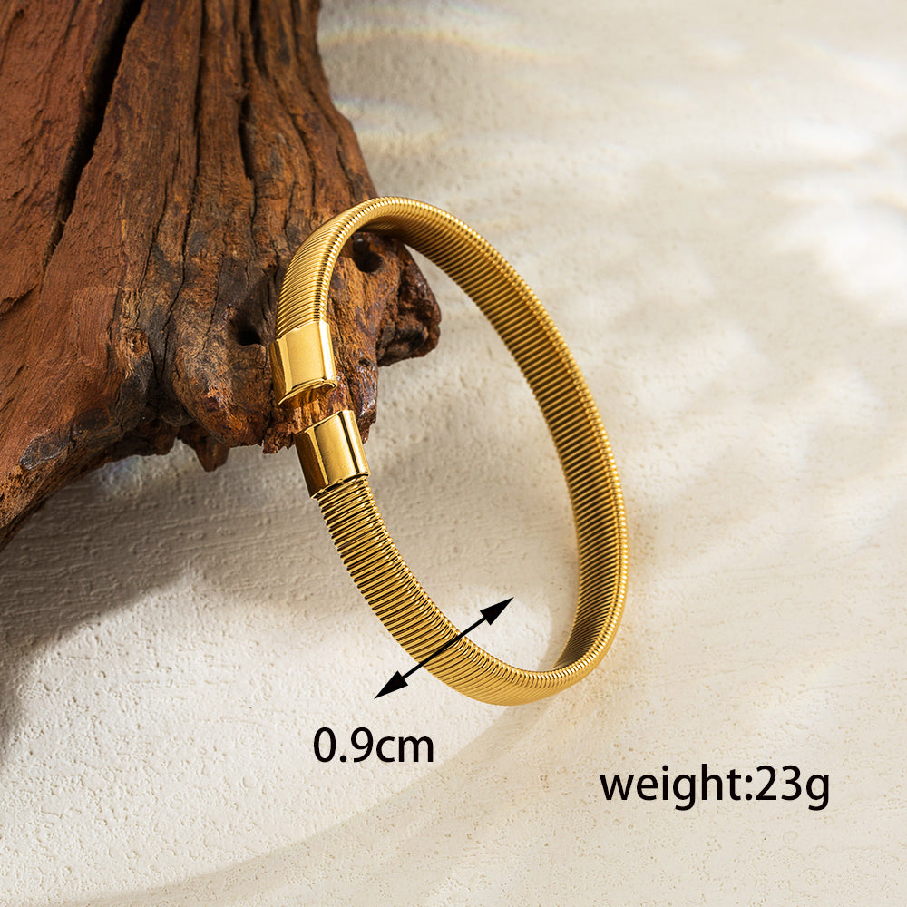 Retro Streetwear Solid Color Stainless Steel Plating 18k Gold Plated Bangle