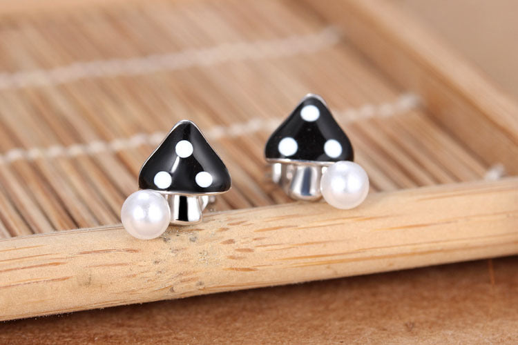 1 Pair Simple Style Commute Mushroom Inlay Copper Pearl Ear Studs