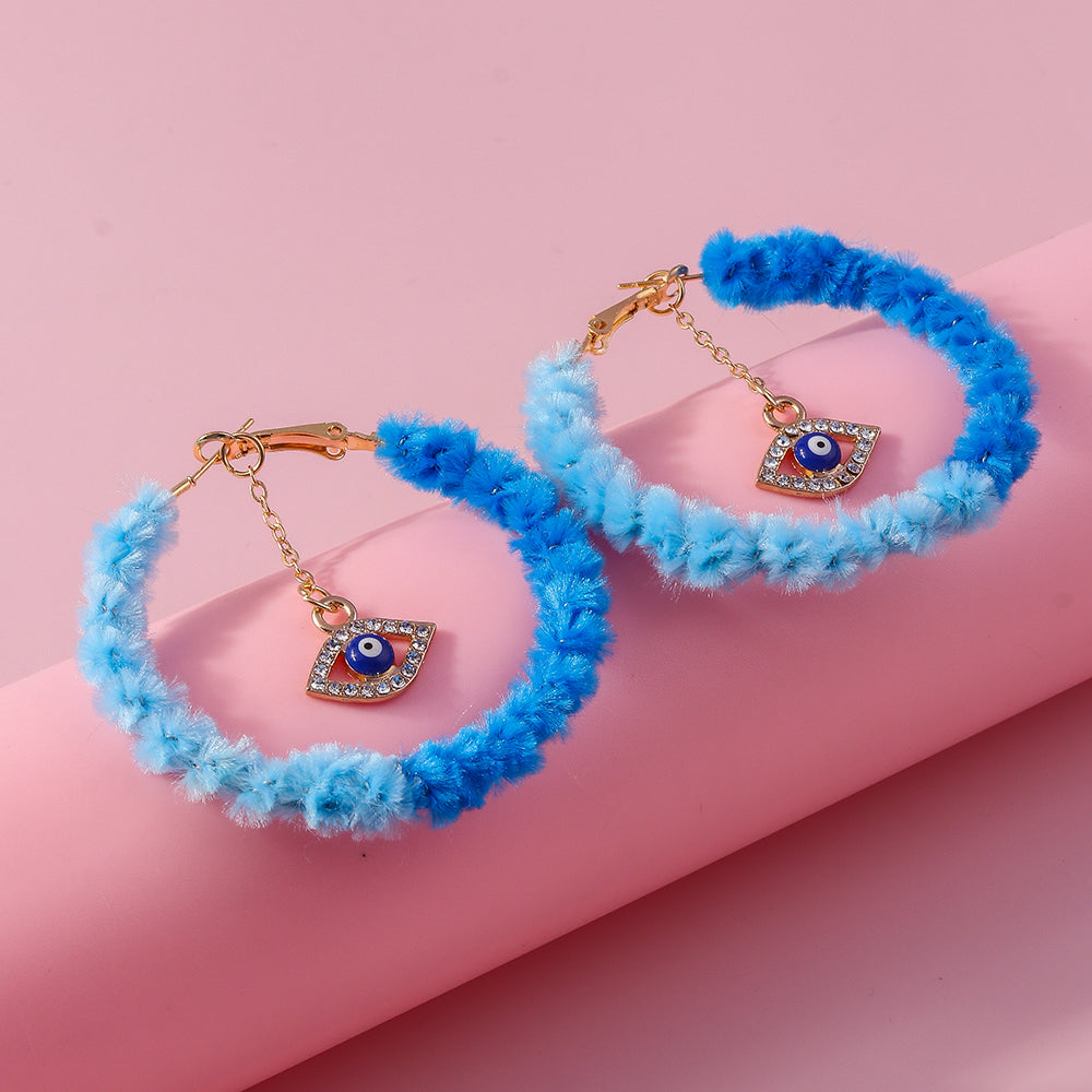 1 Pair Cute Heart Shape Alloy Hoop Earrings