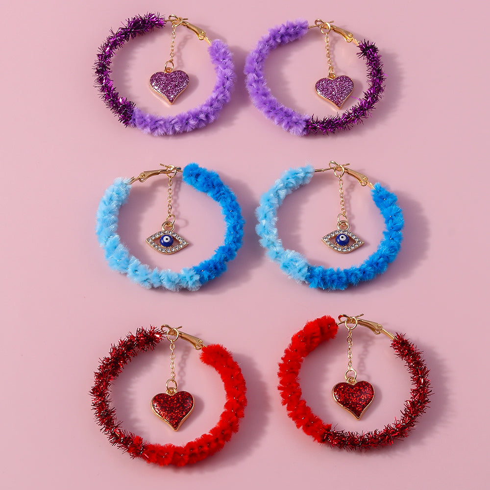 1 Pair Cute Heart Shape Alloy Hoop Earrings