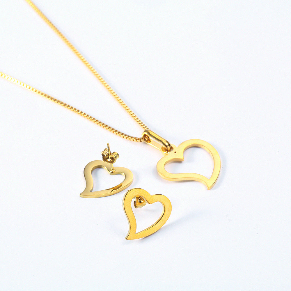 Wholesale Simple Style Heart Shape Titanium Steel Plating Hollow Out 18k Gold Plated Jewelry Set