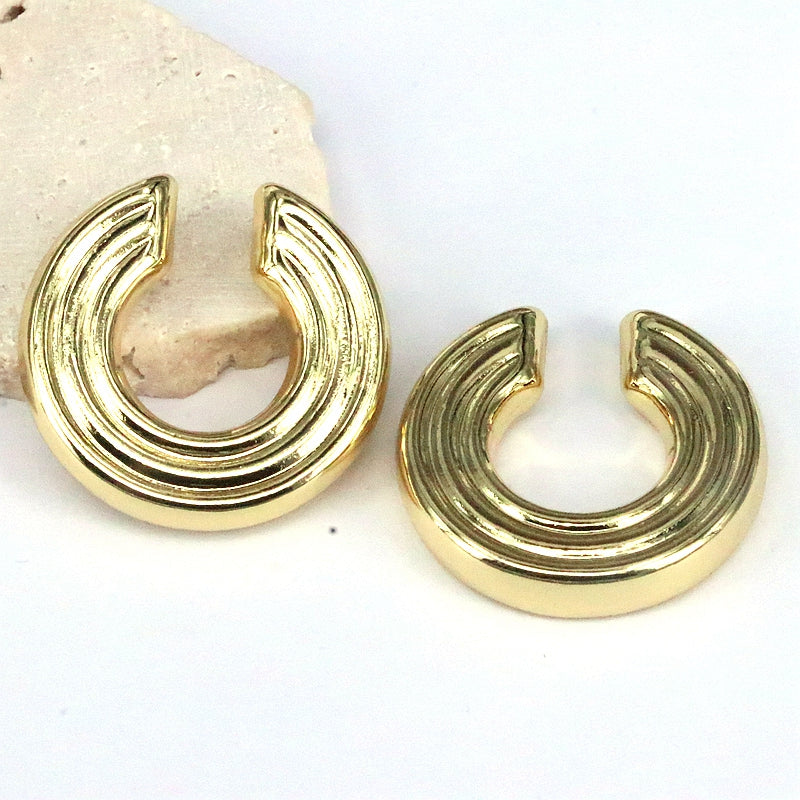 1 Pair Simple Style C Shape Plating Hollow Out Copper 18k Gold Plated Ear Cuffs